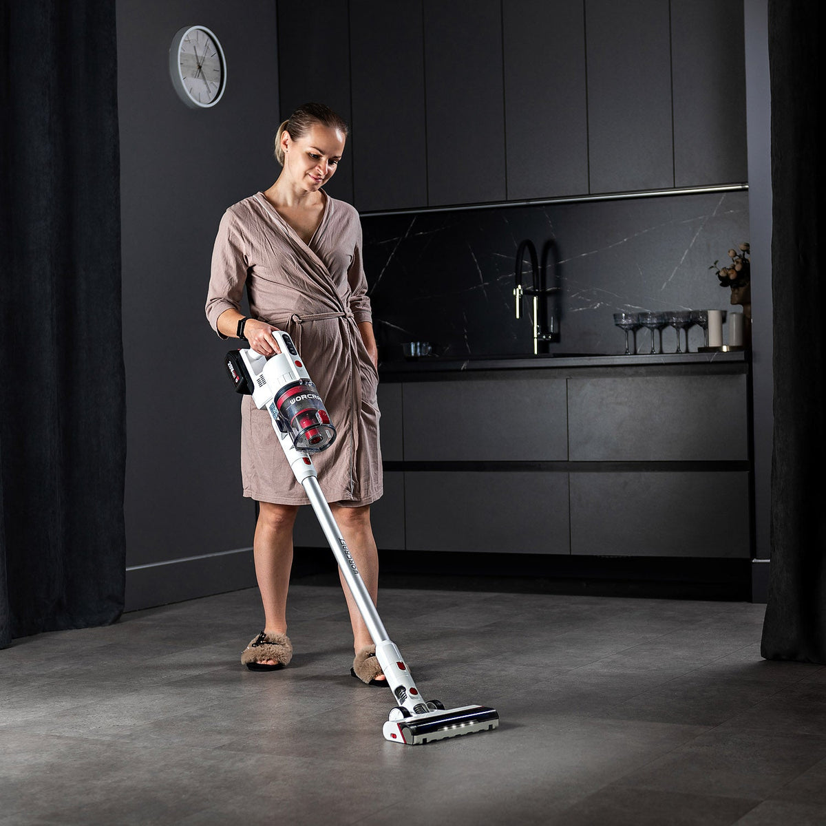 WorCraft 20V Cordless Stick Vacuum Kit with 4.0Ah Battery Options & Charger