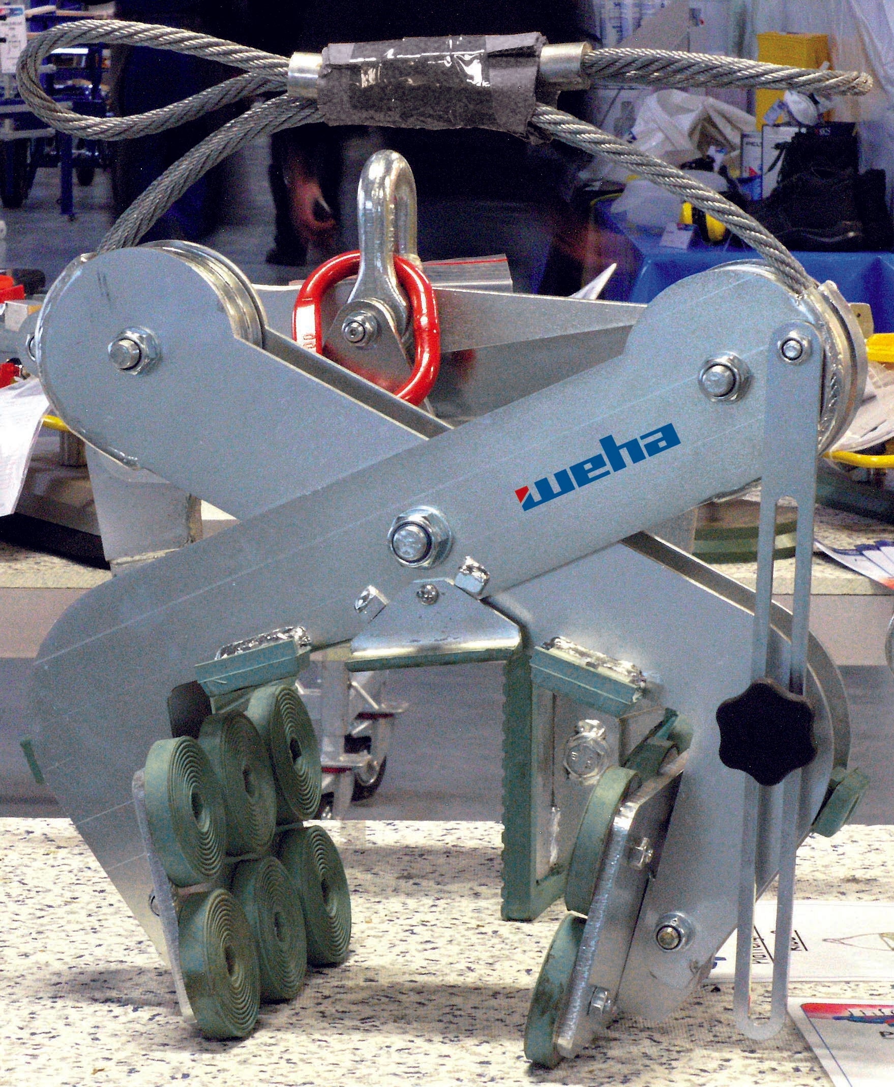 Weha Riba 3 Horizontal/Vertical Cable Scissor Lifter (0-“11")  3087 lb Capacity | Package View | monument clamp | Pro Tool...
